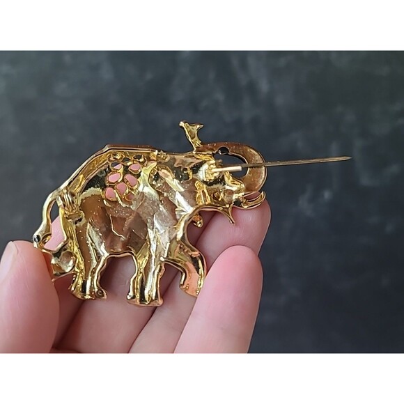 Elephant Shaped Black Enamel Rhinestone Eye Gold Tone Brooch Vintage - Picture 3 of 10